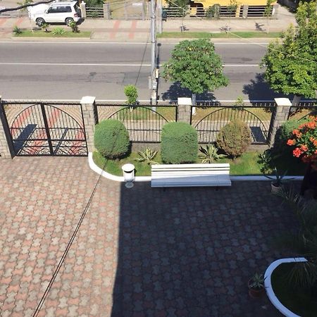 George'S House Hotel Kobuleti Ngoại thất bức ảnh